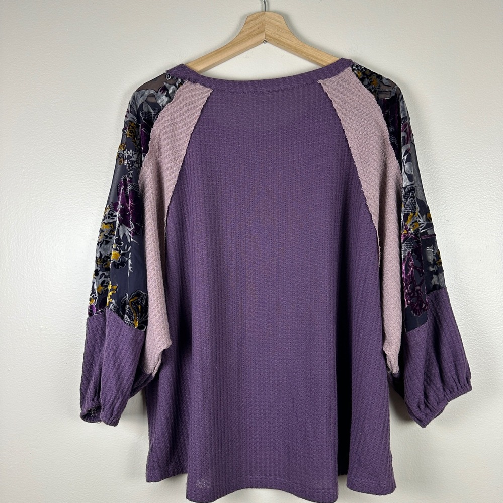 Kori Women's M‎ Waffle Knit Top Purple Floral Mixed Media Boho - Picture 2 of 7